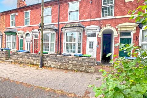 3 bedroom terraced house for sale, Castle Road, Tipton