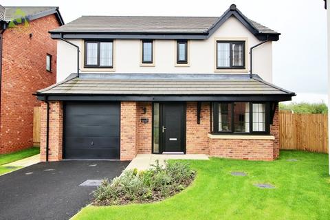 4 bedroom detached house for sale, Shire Croft, Westhoughton, BL5 3XS