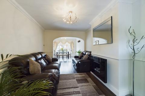 76 Gardner Avenue, Corringham, Stanford-le-hope, SS17 7SA