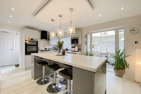 34 Talaton Close, Wolverhampton, WV9 5LR