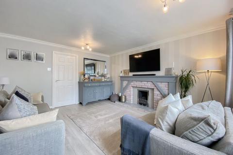 34 Talaton Close, Wolverhampton, WV9 5LR