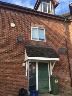 4 bedroom townhouse to rent, Kirkwood Grove, Medbourne, MK5 6FR