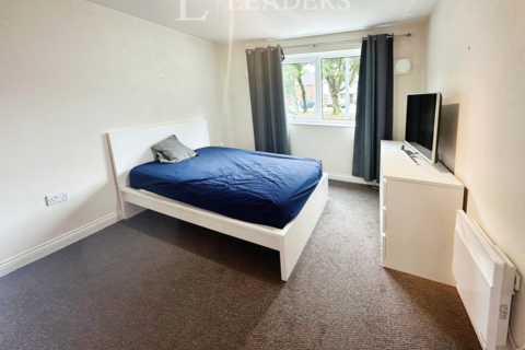 1 bedroom flat to rent, Quinton Court B68