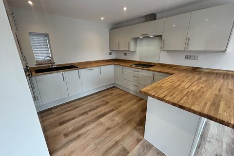 4 bedroom barn conversion to rent, Rickerby, CA3