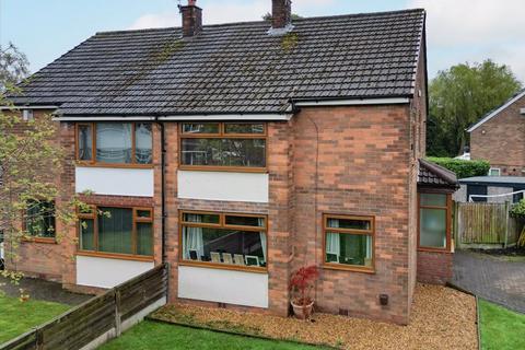 4 bedroom semi-detached house for sale, Mossway, Middleton, Manchester, M24 1RG