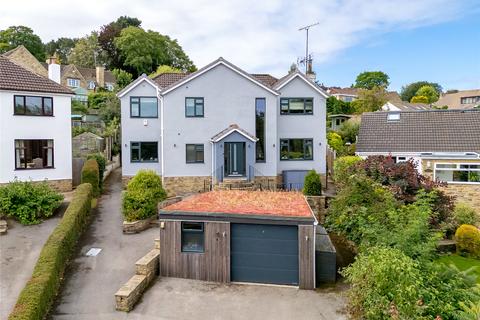 4 bedroom detached house for sale, Langwith Valley Road, Collingham, LS22