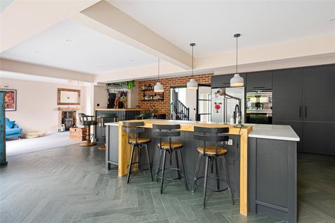 9 Langwith Valley Road, Collingham, Wetherby, LS22 5DH