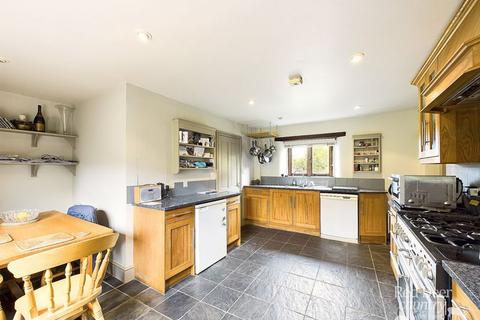 4 bedroom detached house for sale, Washford, Watchet