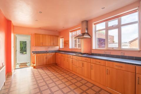 4 bedroom semi-detached house for sale, Fairfield Avenue, Exeter EX4