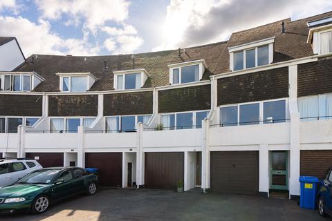 3 bedroom mews for sale, 14, Marine Gardens, Ramsey