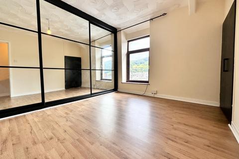 15 Dover Street, Mountain Ash, CF45 3HU