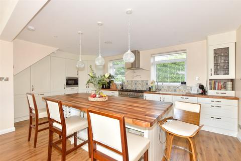 4 bedroom detached house for sale, St. Mildred's Avenue, Birchington, Kent