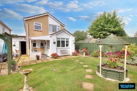 25 Heddington Close, Trowbridge, BA14 0LH