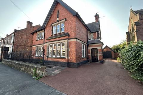 6 bedroom detached house to rent, 113 Hunter Street, Burton-On-Trent