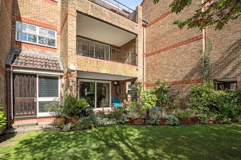 2 bedroom apartment for sale, Salters Close, Rickmansworth WD3