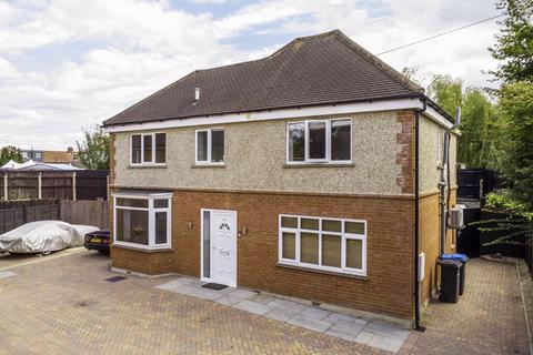 3 bedroom detached house for sale, Mansfield Close, London N9