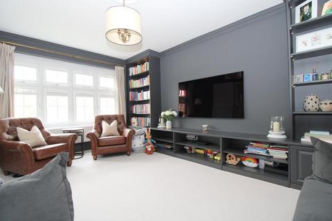 4 bedroom detached house for sale, Armstrong Road, South Luton, Luton, Bedfordshire, LU2 0FX