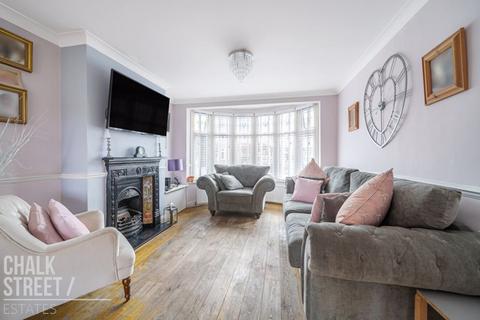 4 bedroom end of terrace house for sale, Cedar Road, Hornchurch, RM12