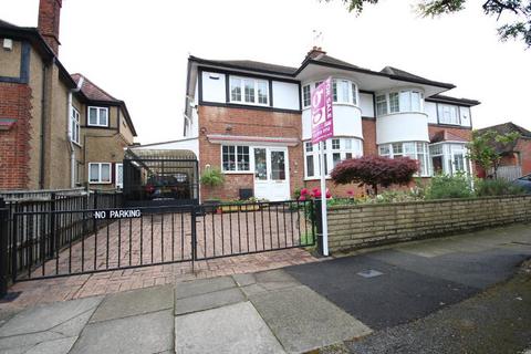 4 bedroom semi-detached house for sale, Edgware HA8