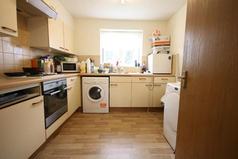 2 bedroom flat for sale, Edgware HA8