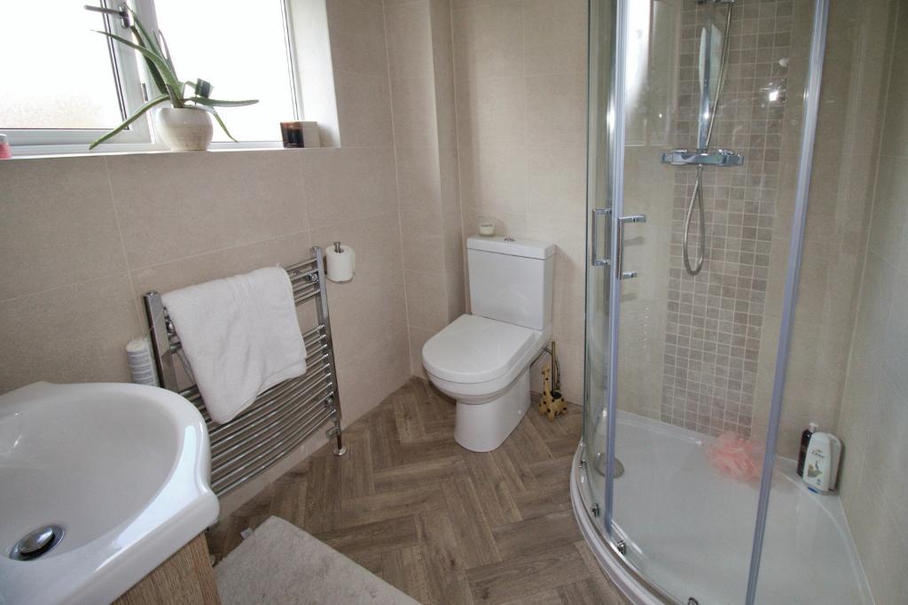 Master Ensuite