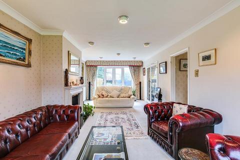 7 Shaw Crescent, South Croydon, CR2 9JB