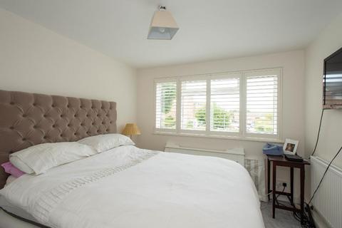 2 bedroom flat for sale, Coleridge Way, Orpington, Kent, BR6 0UQ