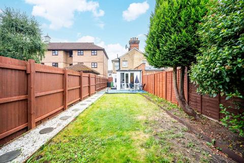 1 bedroom flat for sale, Mangles Road, Guildford, GU1