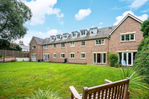 2 bedroom flat for sale, Kings Road, Haslemere, GU27, Haslemere, GU27