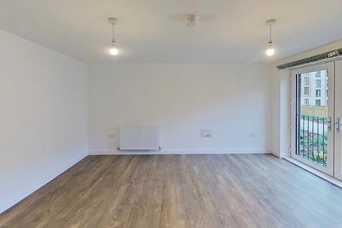 3 bedroom flat to rent, Kilpatrick Grove, Edinburgh, EH6