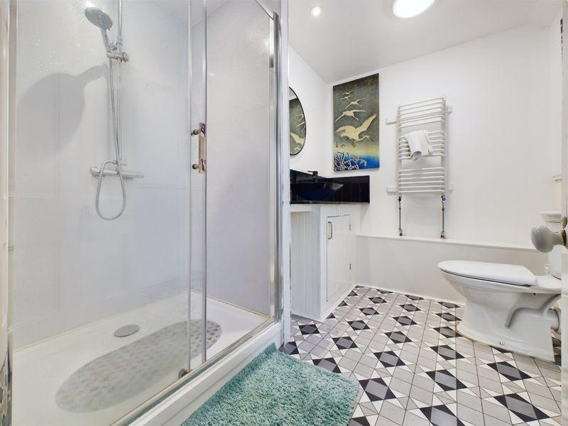 En suite shower room