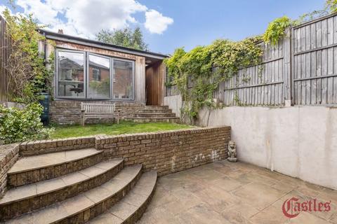 4 bedroom terraced house for sale, Bedford Road, N8