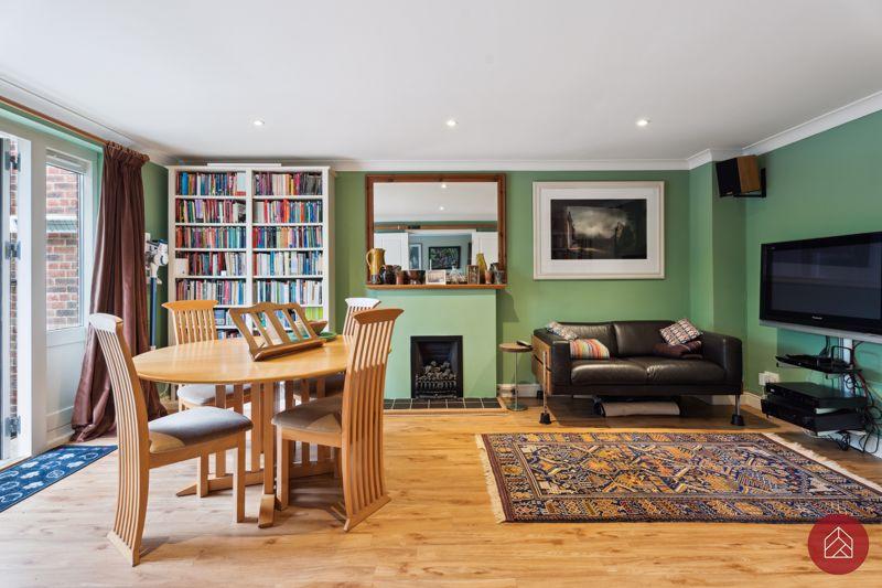 Living/Dining Room