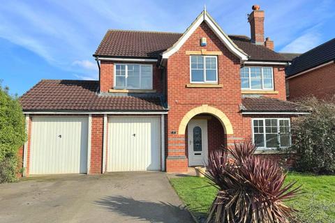 5 bedroom detached house to rent, Caldey Gardens, Ingleby Barwick, Stockton-On-Tees