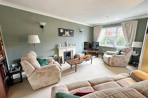 11 Blake Hill Way, Abbeymead, Gloucester, GL4 4QR