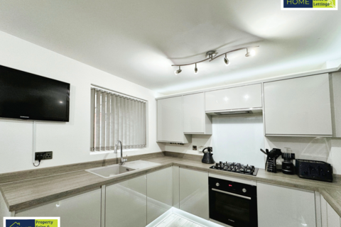 4 Arlington Close, Leicester, LE4 9AU