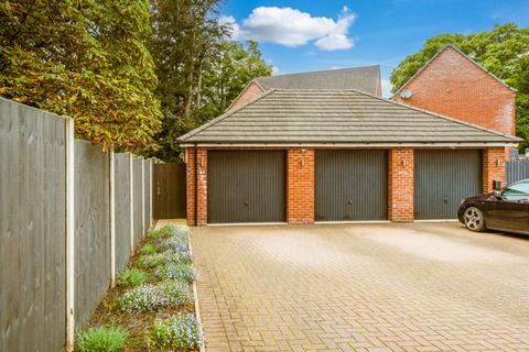 undefined, High Street, Kingswinford DY6