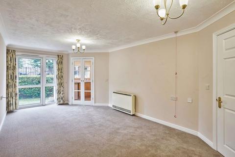 1 bedroom retirement property for sale, Parkland Grove, Ashford TW15