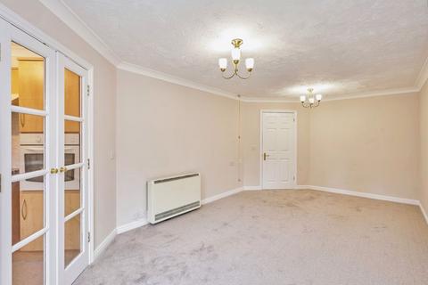 1 bedroom retirement property for sale, Parkland Grove, Ashford TW15