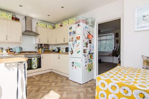 98 Highfields Road, Chasetown, Burntwood, WS7 4QU