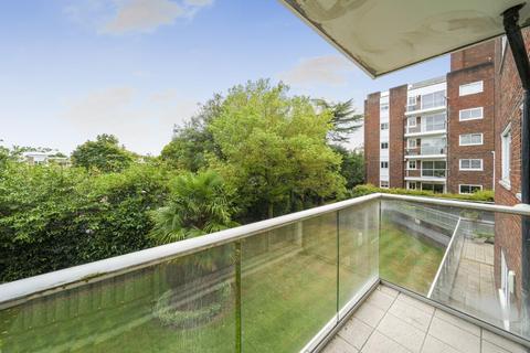 2 bedroom flat for sale, Oak Lodge Close, Stanmore HA7