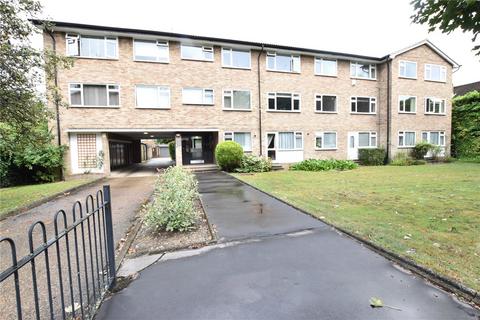 2 bedroom apartment to rent, Purley Park Road, Purley, CR8