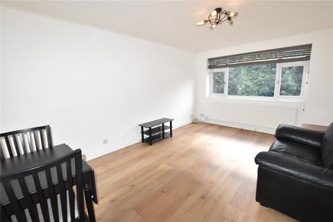 2 bedroom apartment to rent, Purley Park Road, Purley, CR8