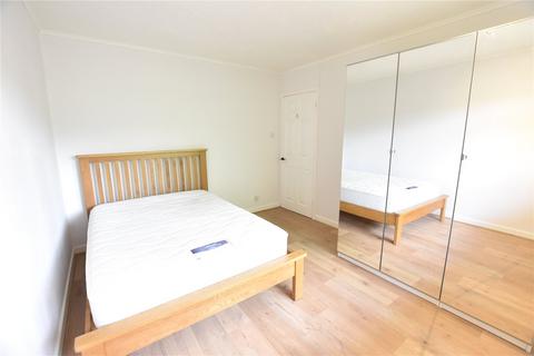 2 bedroom apartment to rent, Purley Park Road, Purley, CR8