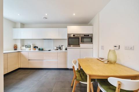 1 bedroom apartment for sale, Peartree Way, London