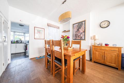 26 Flaxton Road, London, SE18 2JR