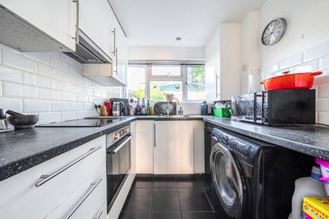 26 Flaxton Road, London, SE18 2JR
