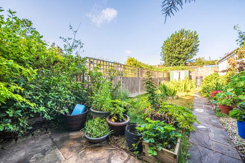 26 Flaxton Road, London, SE18 2JR