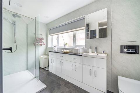 220 Beacon Road, Chatham, ME5 7BY