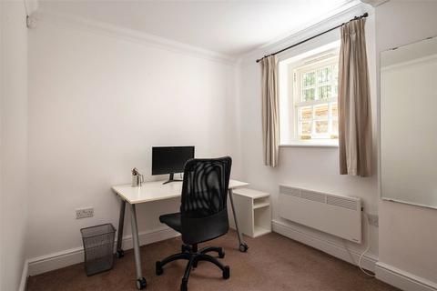 98a Dalston Lane, London, E8 1NG